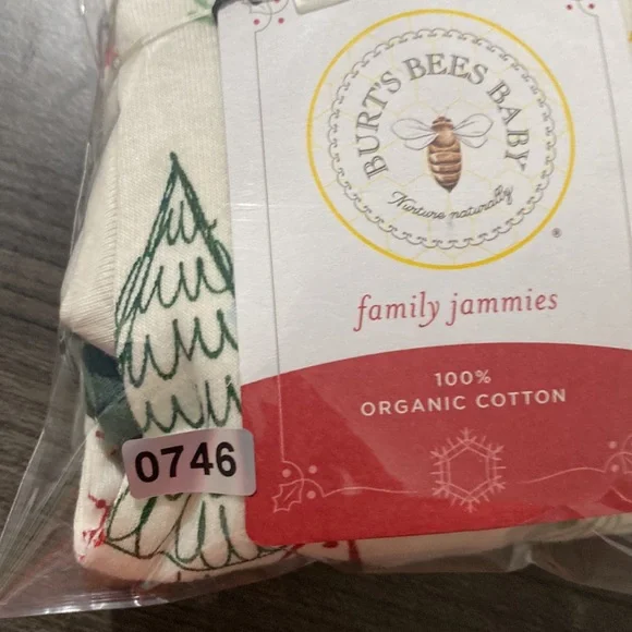 NWT!‎ Burt’s Bees Holiday Christmas Onesie - Picture 7 of 7